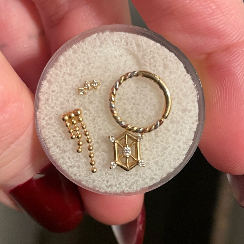 Twinkle by Quetzalli Jewelry - 14k yellow gold - threadless
